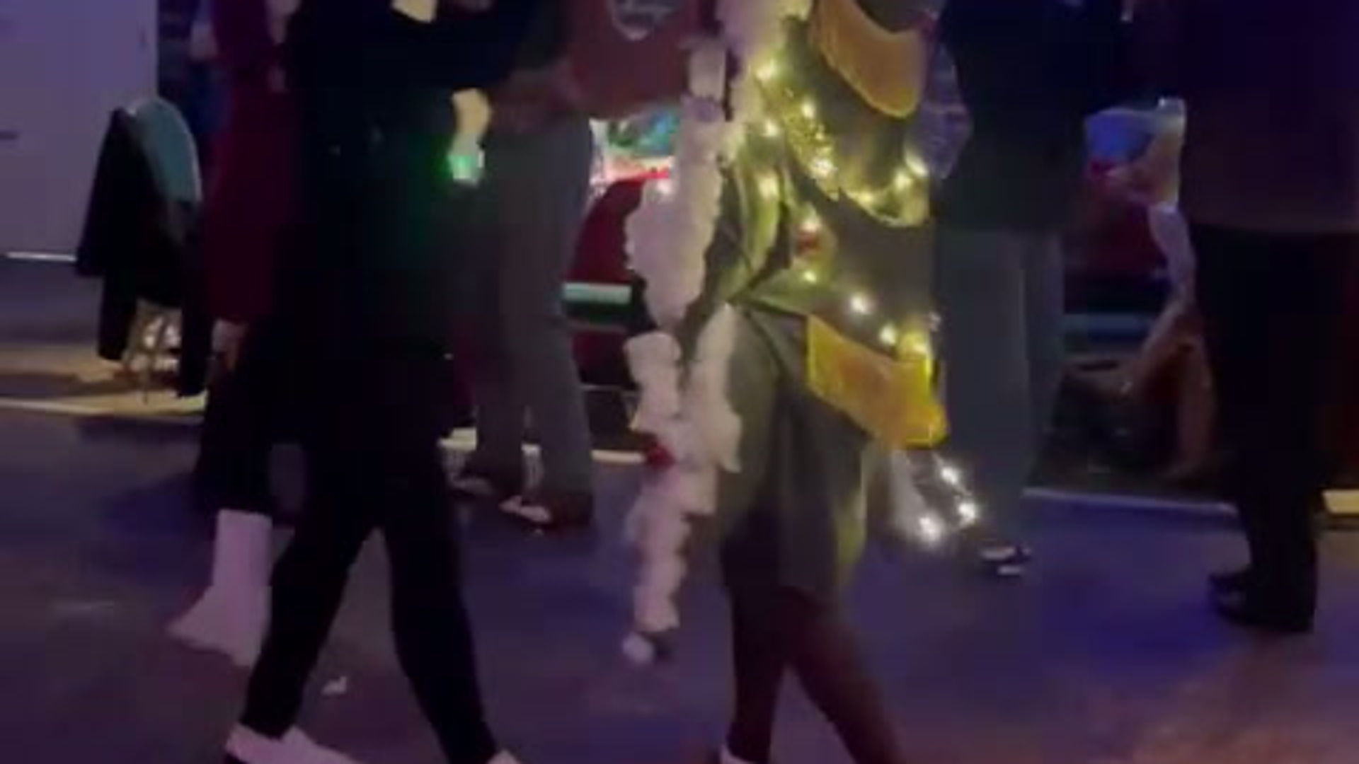 Om Smith - Christmas Salsa Pantomime